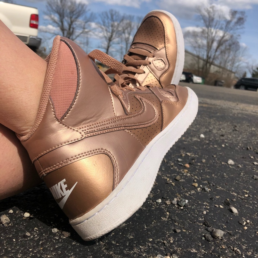 RARE SPECIAL EDITION rose gold Metallic nike air force 1 High-Top Sneakers